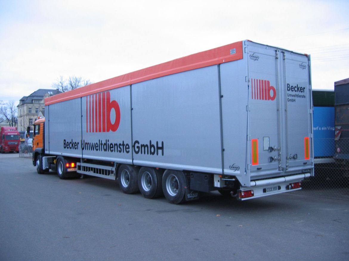 BENALU Vollaluminium-Hinterkippsattelauflieger für Schüttguttransporte