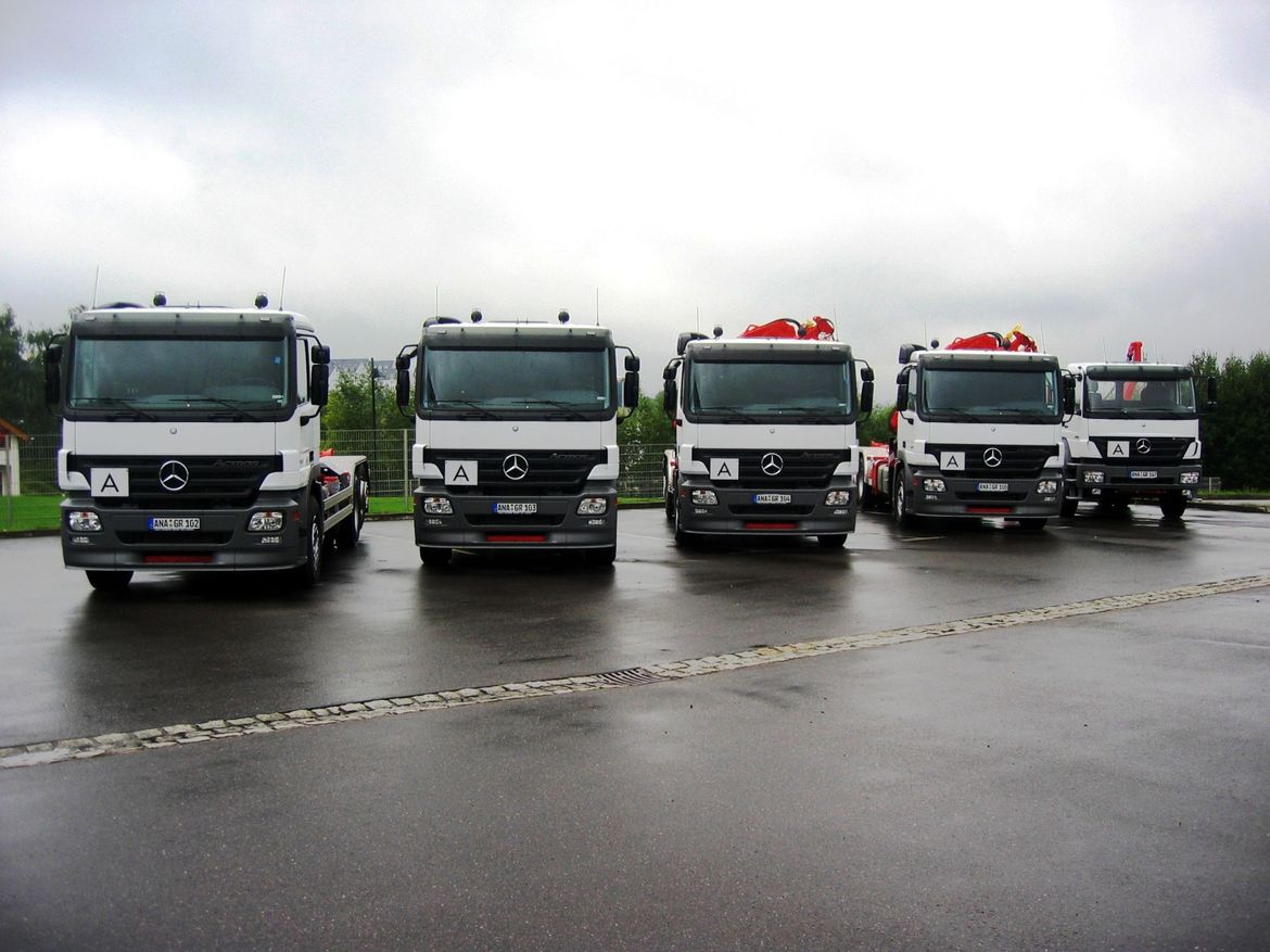 MB Abrollkipper für Abrollcontainertransporte