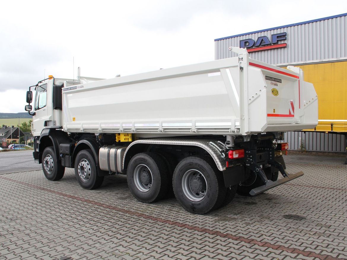DAF Dreiseitenkipper für Schüttguttransporte