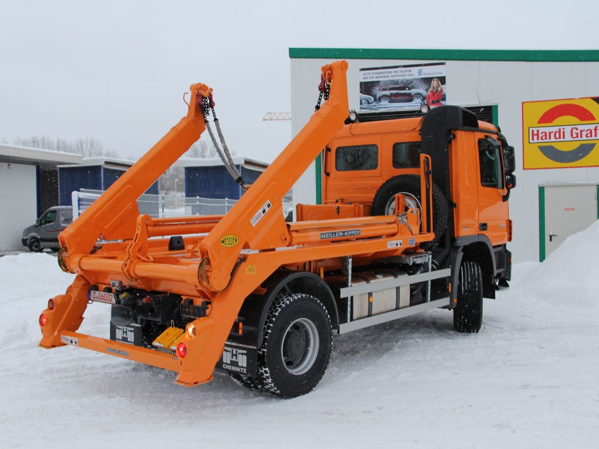 MB Absetzkipper für Absetzcontainertransporte