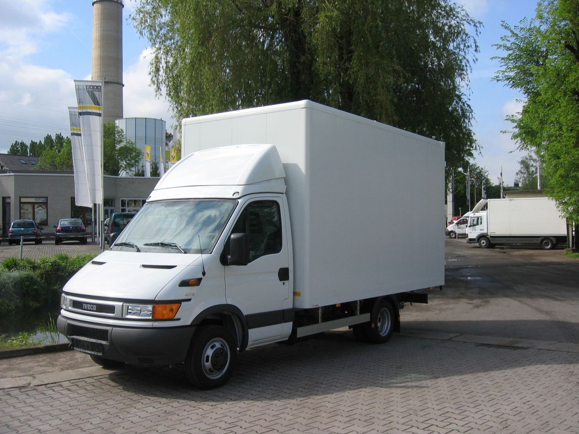 IVECO Koffer für Stückguttransporte