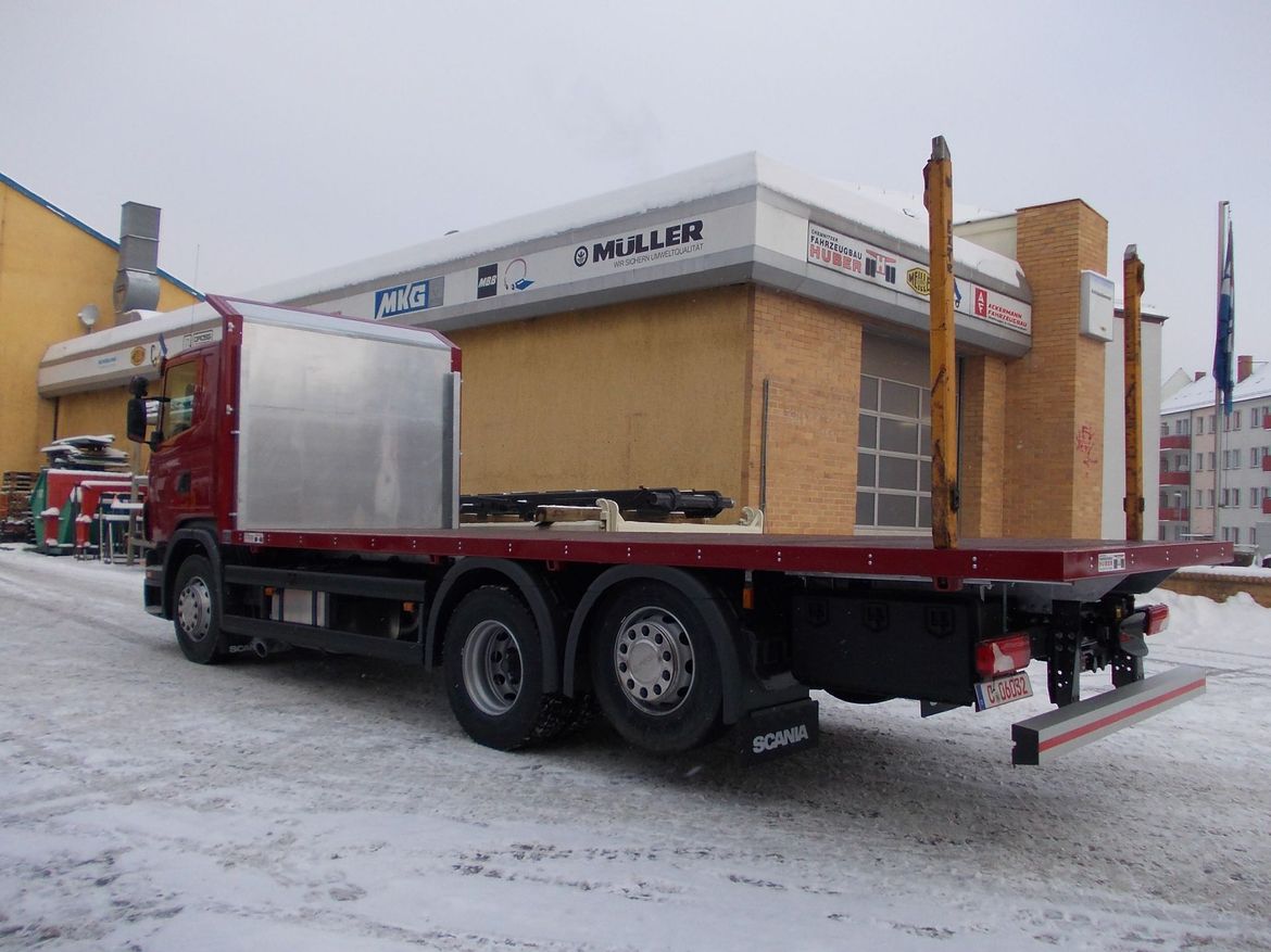 SCANIA Plateau für Stückguttransporte