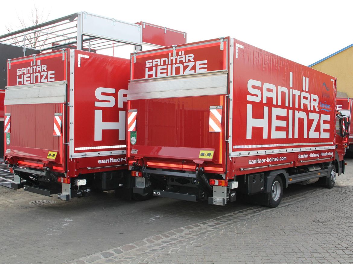 MB Pritsche mit Ladebordwand für Stückguttransporte