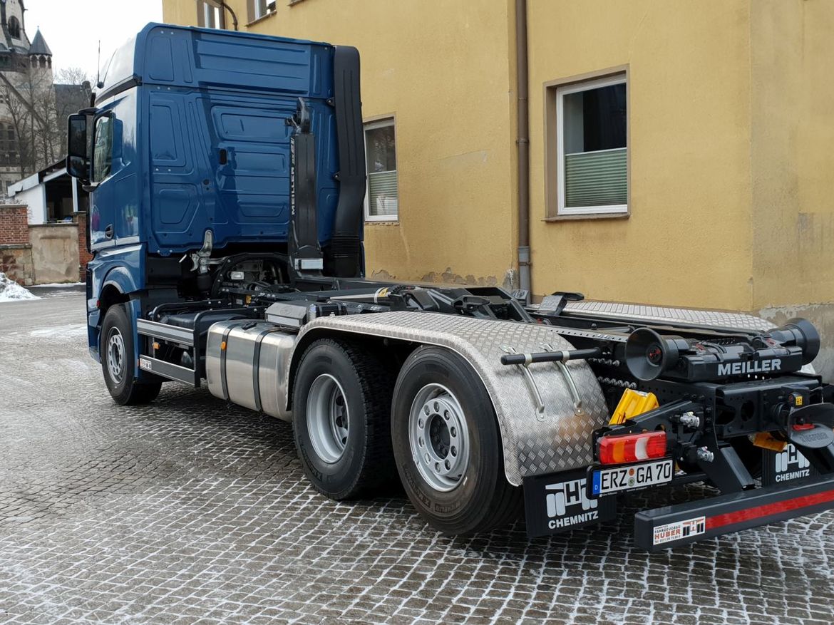 MB Abrollkipper für Containertransporte