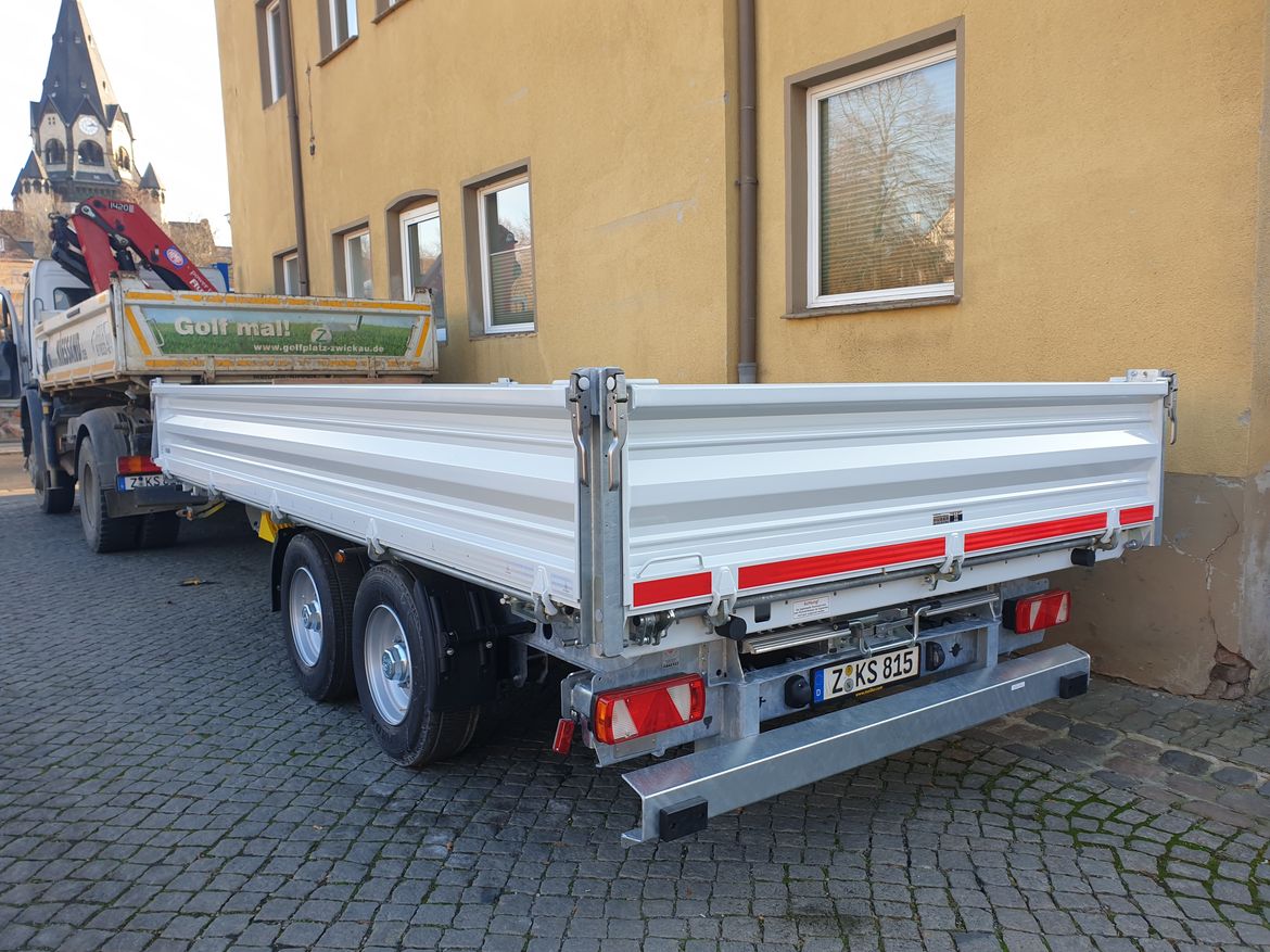 CFBH Anhänger für Schütt- und Stückguttransporte