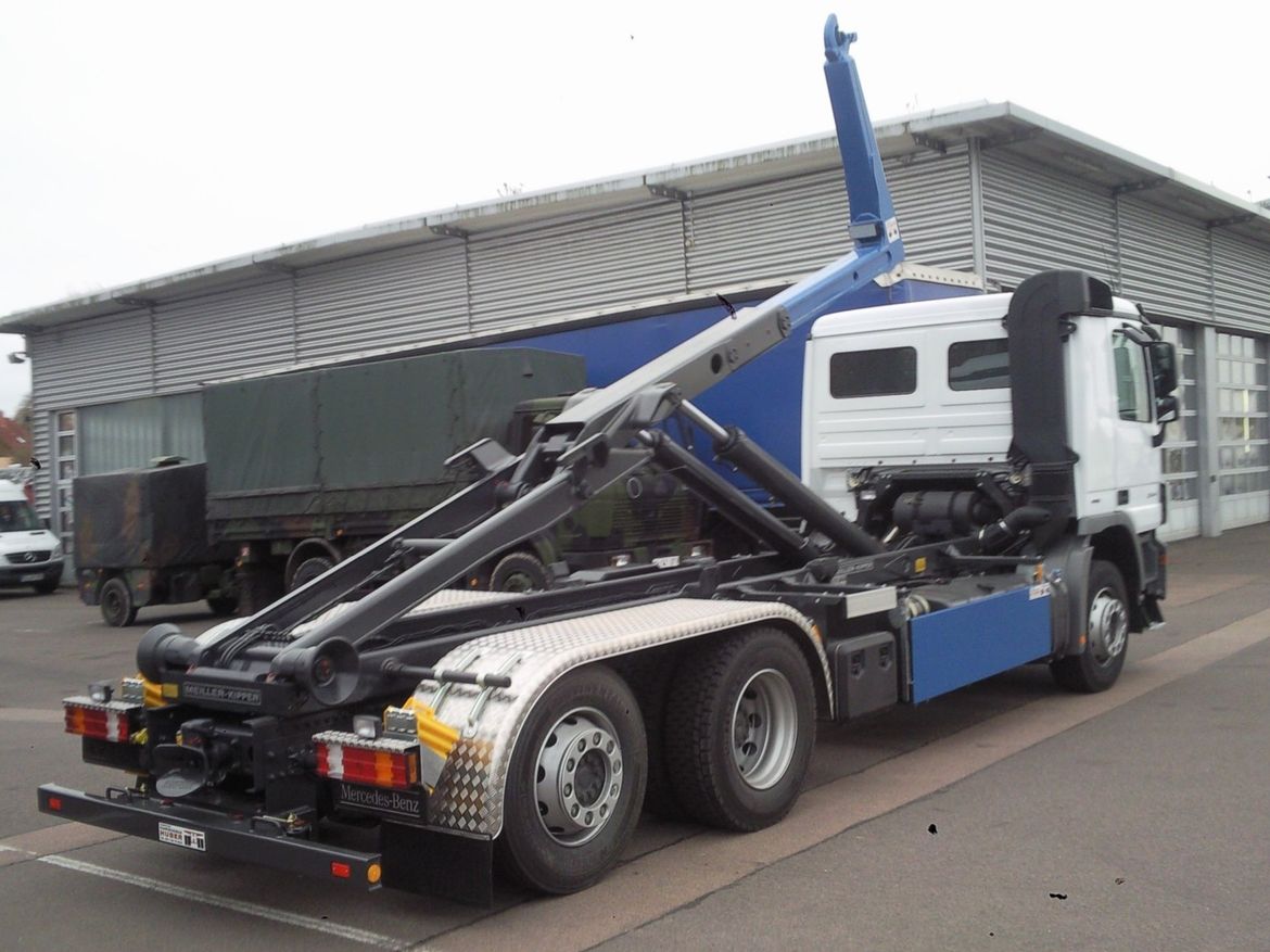 MB Abrollkipper für Abrollcontainertransporte