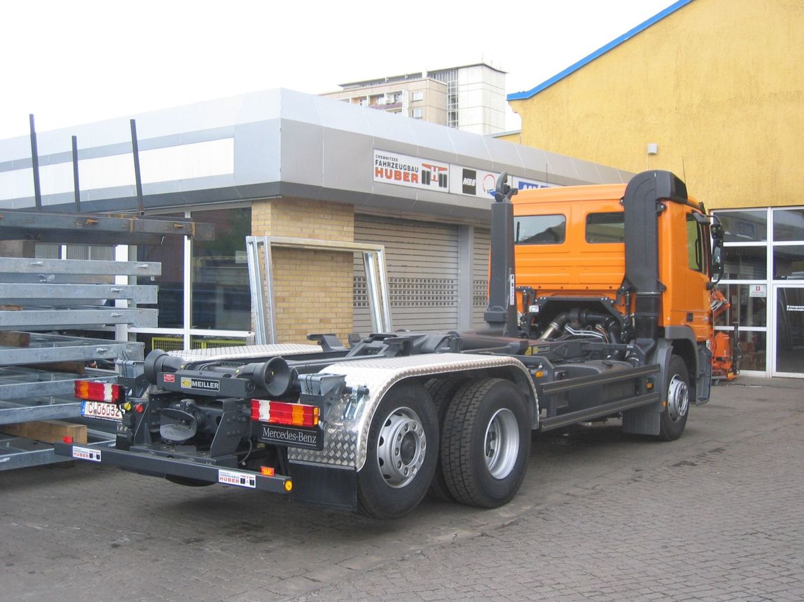 MB Abrollkipper für Abrollcontainertransporte
