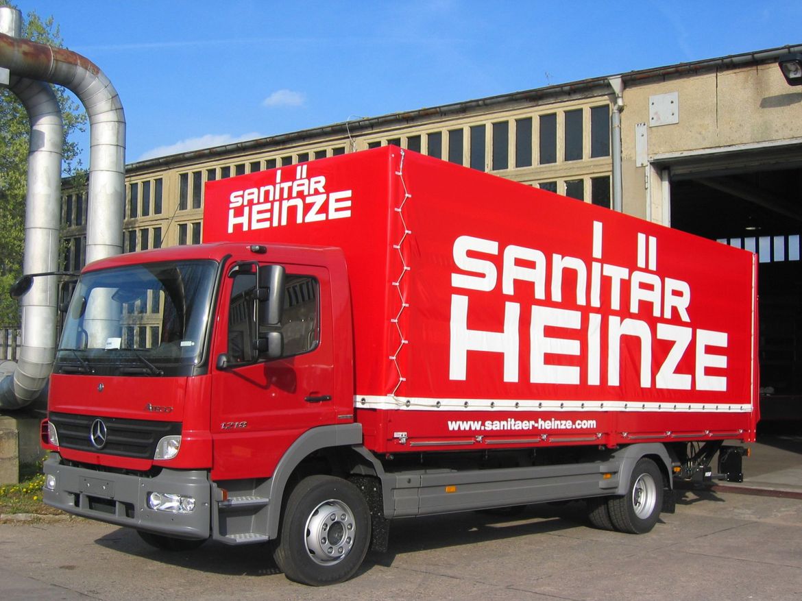 MB Pritsche mit Ladebordwand für Stückguttransporte