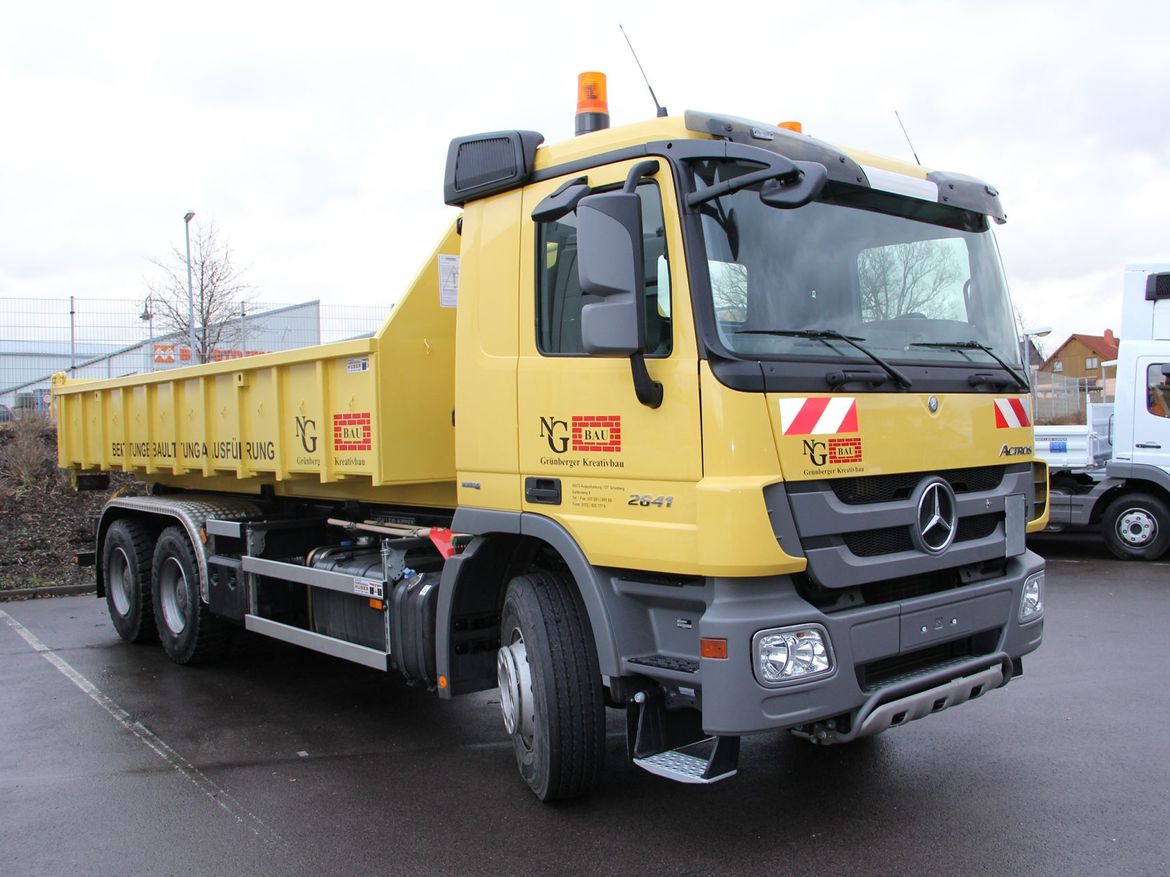 MB Abrollkipper für Abrollcontainertransporte