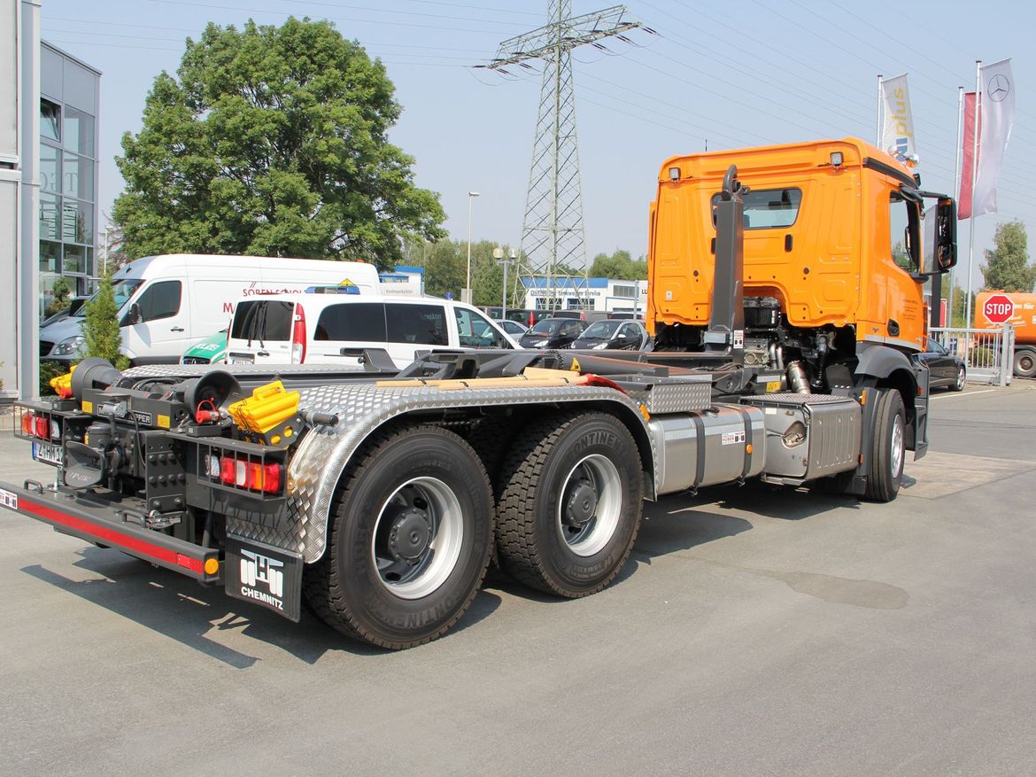 MB Abrollkipper für Abrollcontainertransporte