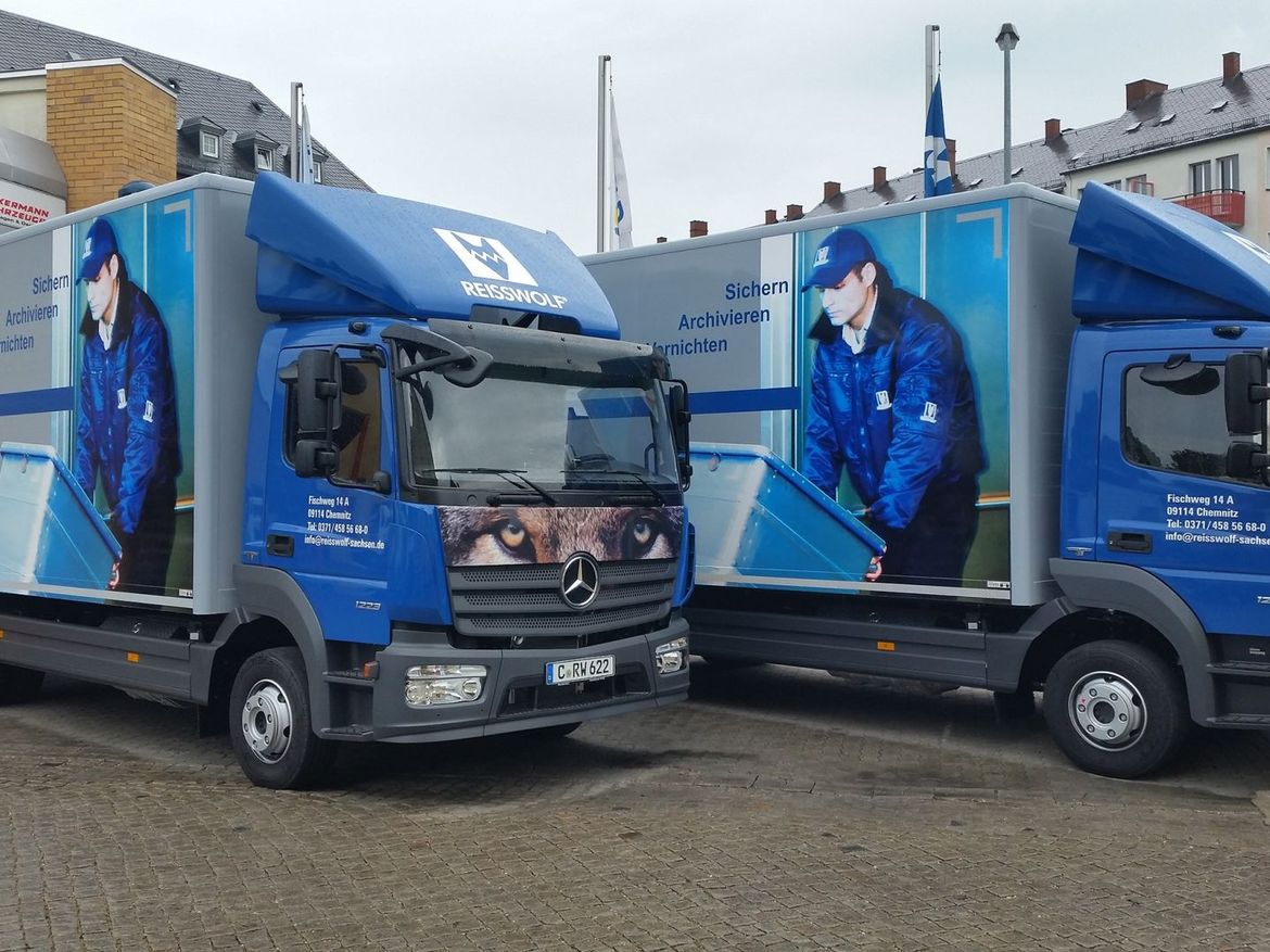 MB Koffer mit Ladebordwand für Stückguttransporte