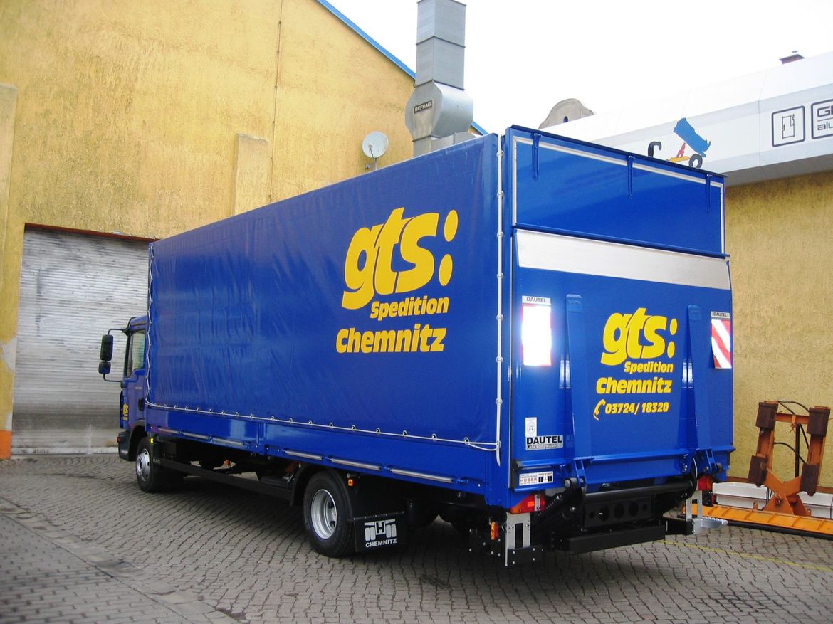MAN Pritsche mit Ladebordwand für Stückguttransporte