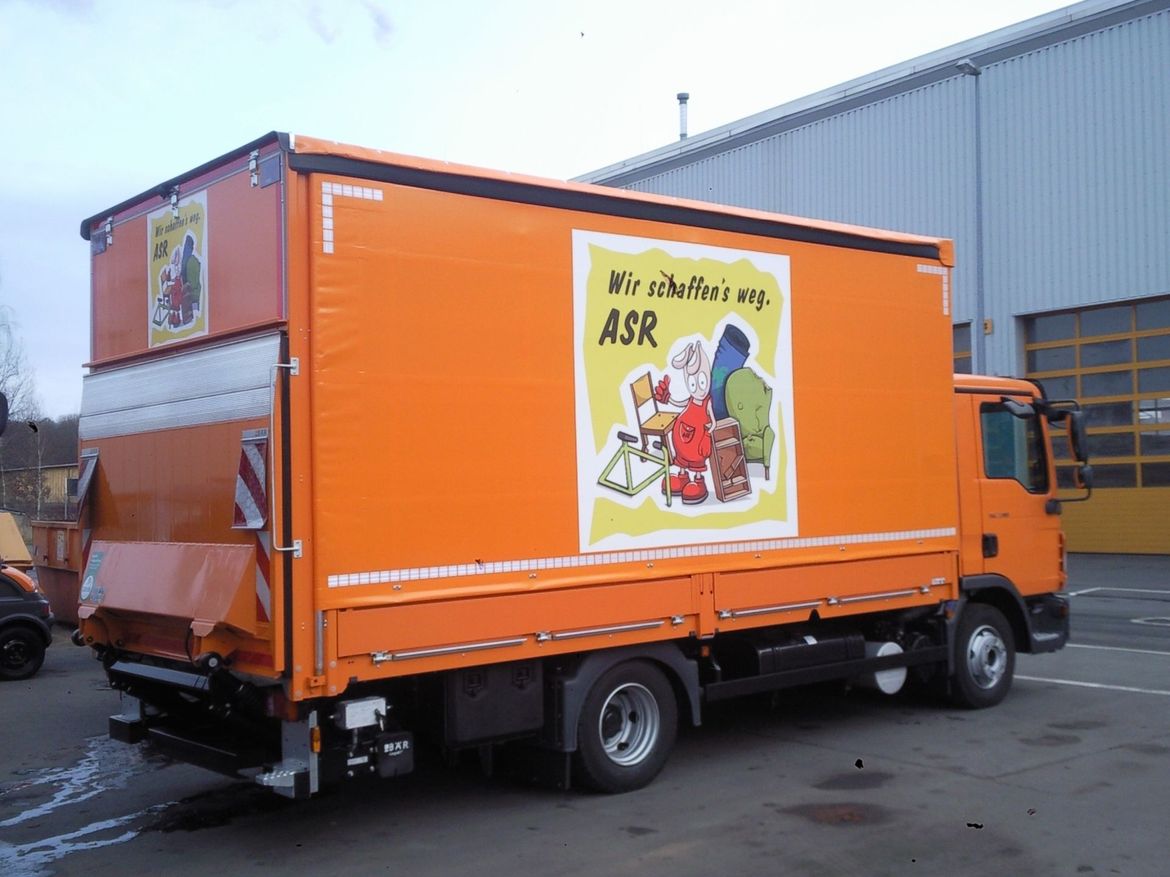 MAN Pritsche mit Ladebordwand für Stückguttransporte