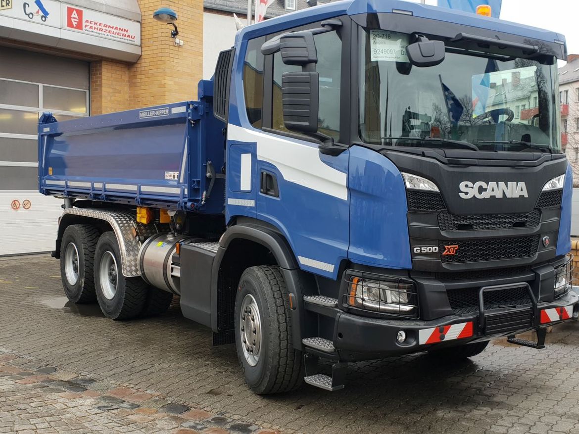 SCANIA Dreiseitenkipper für Schüttguttransporte