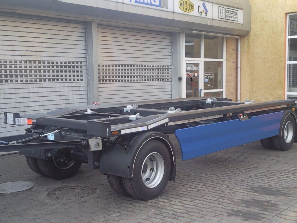 MEILLER Abrollcontaineranhänger für Abrollcontainertransporte